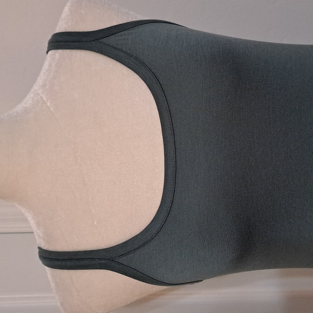 Luxury MaxMara Tank Top - Picture 6 of 7